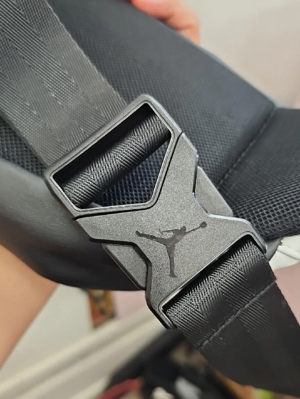 Jordan compact waist